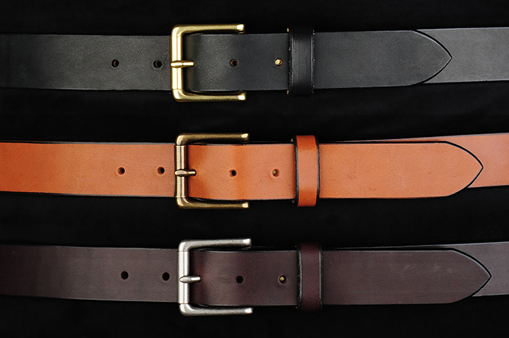 1 1/4″ English Bridle Belt: Roller Buckle – Edgar Leather Belts